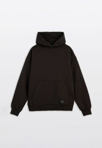 Brązowa bluza z kapturem wykonana z mieszanki bawełny. Posiada przednią kieszeń i ściągacze przy mankietach. Prosty design z metką na brzegach.