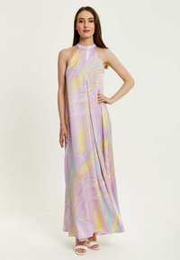 Liquorish ABSTRACT PRINT WITH A HIGH NECK  - Maxi dress - lilac