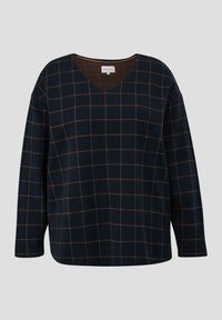 Triangle Sweter
