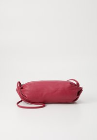 KARLA - Geantă crossbody - wine red