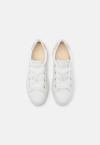GANT AVONA - Sneaker low - white