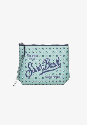 Bustina azzurro chiaro con cerniera con piccoli fiori bianchi e blu navy e testo "The place to be Saint Barth Summer Paradise" in carattere blu navy.