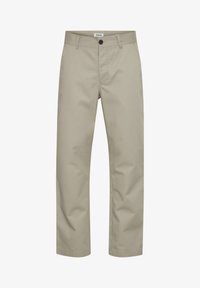 Selectat, tree house