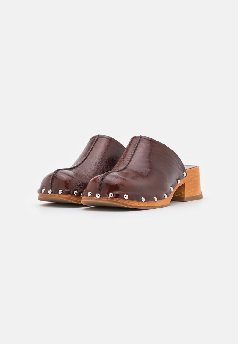Damen Bekleidung | MIISTA ALLISON Clogs tangerine/cognac - VA01833 Damen Bekleidung | MIISTA ALLISON Clogs tangerine/cognac - VA01833