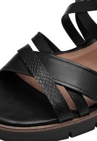 Tamaris 1-28205-42 - Sandalias de cuña - black
