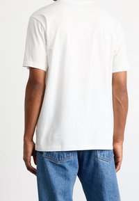 adidas Originals Triko s potiskem - white