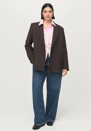 Abrigo corto - brown