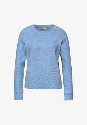 Jasnoniebieski sweter z długim rękawem o delikatnym, ukośnym wzorze faktury i okrągłym dekoltem, wykonany z miękkiej dzianiny.