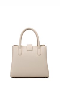 Borsa in pelle beige con superficie testurizzata, manici arrotondati e forma rettangolare. Presenta una chiusura a pattina e un design minimalista.