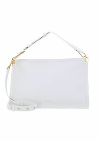 Sac à main en cuir blanc avec une texture lisse, de forme rectangulaire et une bandoulière réglable. Caractéristiques de la quincaillerie dorée et d'une marque subtile à l'avant.