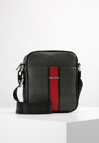 Valentino Bags - JORAH - Soma ar siksnu pāri ķermenim - black Miniatūras attēls 1