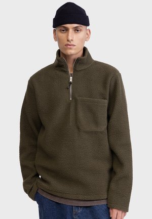 Redefined Rebel RRLARRY SWEAT REGULAR FIT - Fleecepullover - forest night