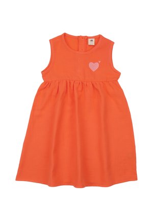 Ärmelloses orangefarbenes Kleinkindkleid mit rundem Ausschnitt und kleiner rosa Herz-Stickerei auf der Brust.
