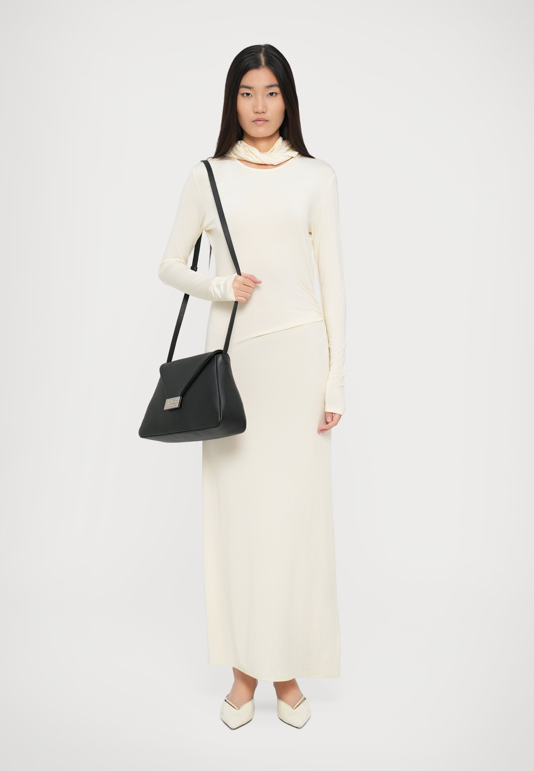 バッグ MM6 Maison Margiela CHAIN SHOULD BAG Leather Japanese shoulder bag MM6 MAISON MARGIELA - Nugnes1920