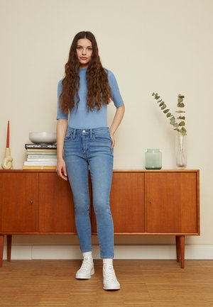 9” ROADTRIPPER CROP - Calças de ganga de corte skinny - honeydale