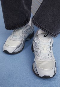 ASICS SportStyle GEL-NYC UNISEX - Sneakers laag - mid grey/sheet rock