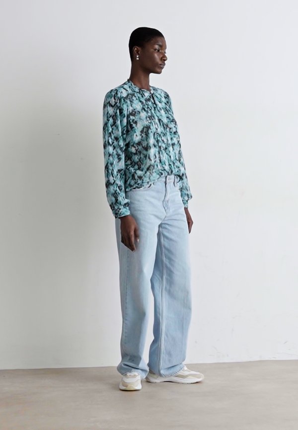 CROSSROAD SUPER - Relaxed fit jeans3