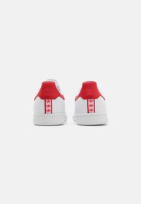 adidas Originals STAN SMITH UNISEX - Sapatilhas - footwear white/better scarlet
