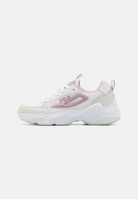Unselected, white/lavender fog