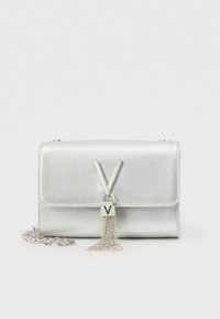 Ikke valgt, silver-coloured