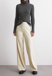 Marc O'Polo Trui - dark grey
