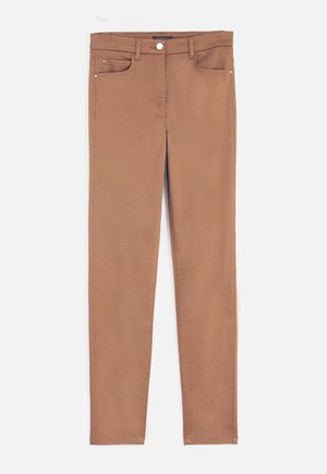 Brown stretchy jeans with a slim fit, featuring five pockets and a button closure. Smooth texture and clean design, no visible patterns.