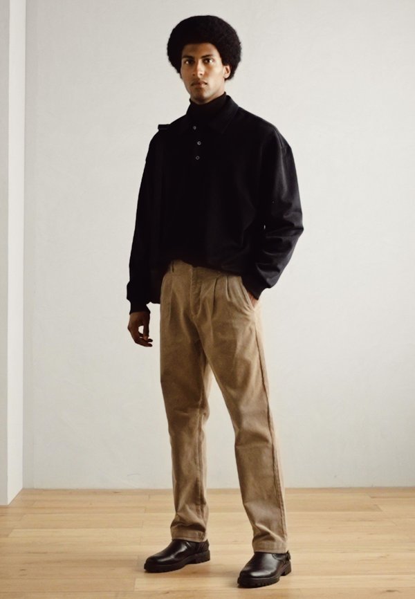 WIDE FIT PANTS - Trousers - light sand3