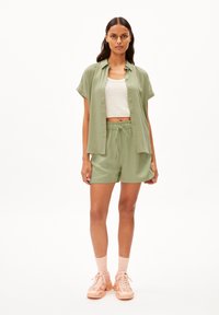 ARMEDANGELS LARISAANA - Hemdbluse - light matcha