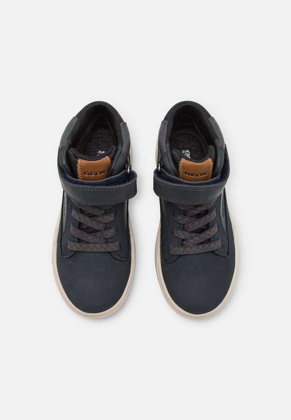 BUNSHEE BOY ABX – Schnürstiefelette