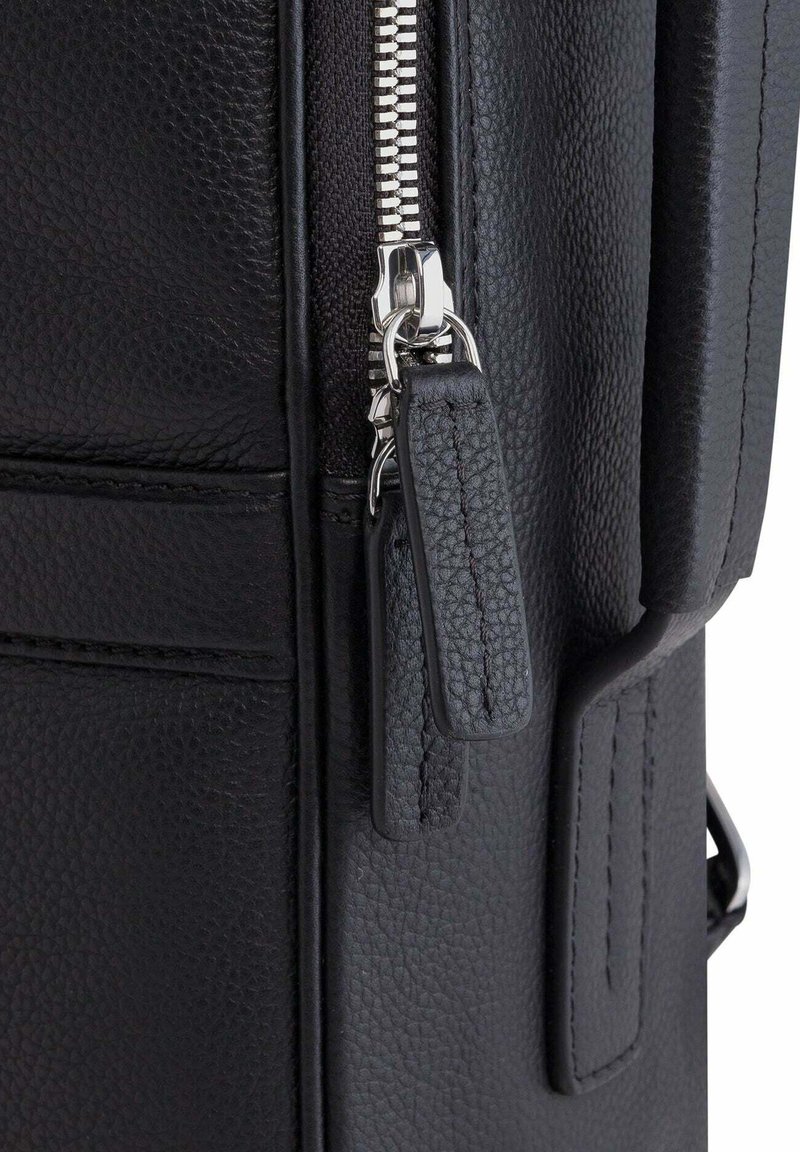 Le Tanneur CONVERTIBLE PORTE DOCUMENTS 15