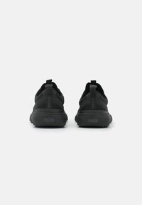 Vans Tenisky - black