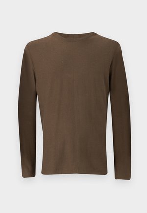 Jersey marrón liso de manga larga con cuello redondo y dobladillo recto, mostrado plano sobre un fondo gris claro.