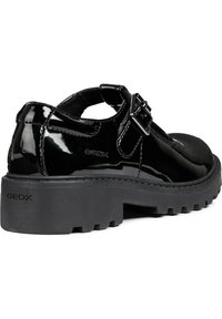 Geox CASEY - Zapatos sin cordones - black