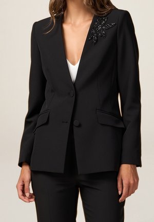 Blazer - black
