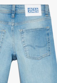 Jack & Jones Junior JJILIAM JJORIGINAL AGI JR - Vaqueros pitillo - blue denim