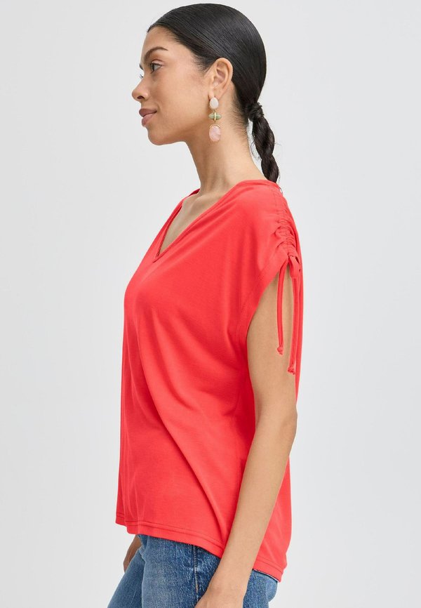 BYPERL - Basic T-shirt - flame scarlet2