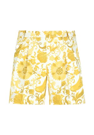 Biele šortky s vysokým pásom, žltými kvetinovými a listovými vzormi, s prednými záhybmi a pútkami na opasok, zobrazené na bielom pozadí.