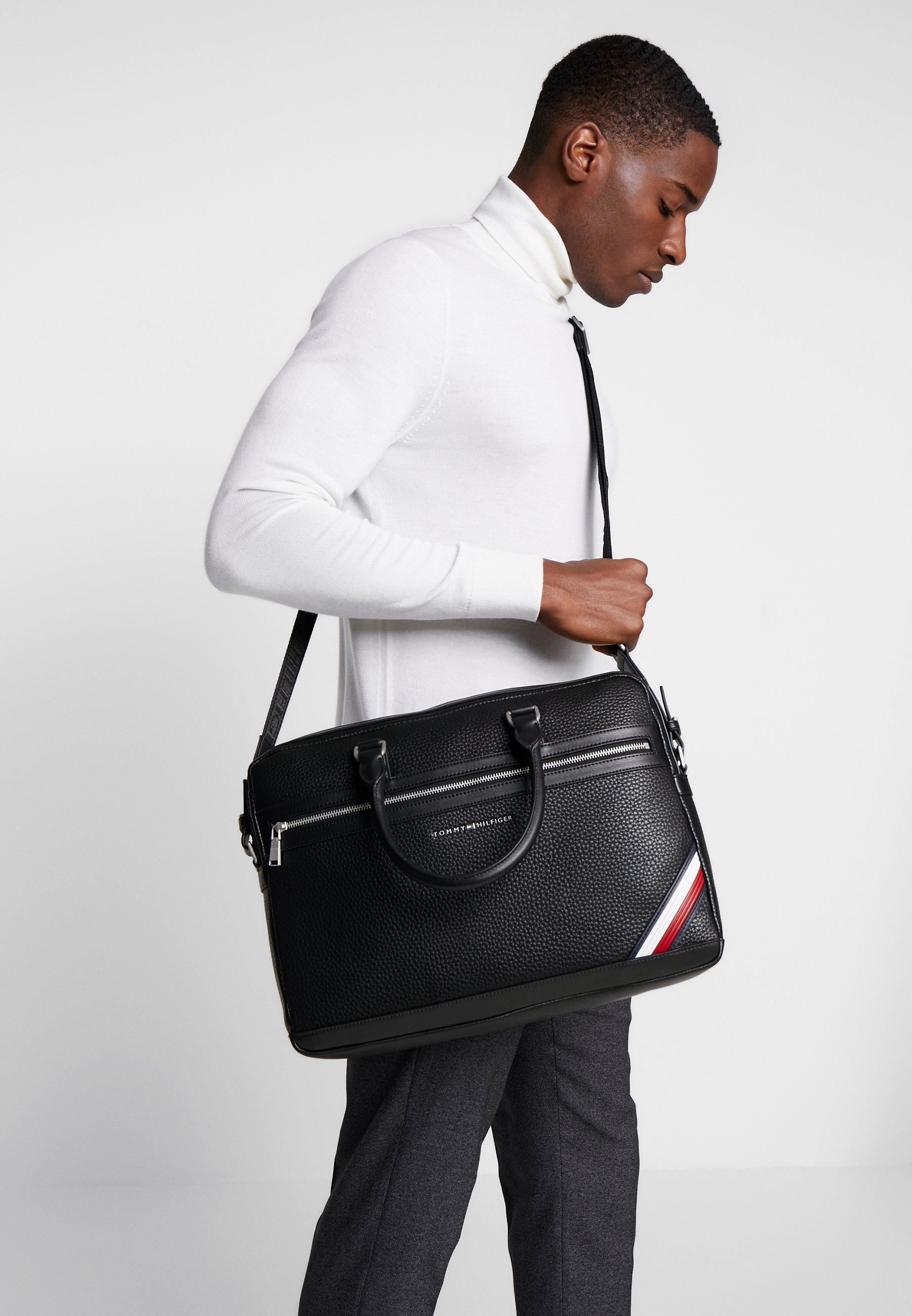 tommy hilfiger downtown computer bag
