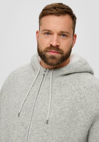 s.Oliver AUS TEDDY-PLÜSCH - Strickjacke - grau meliert