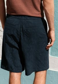 Next REGULAR FIT  - Short - navy