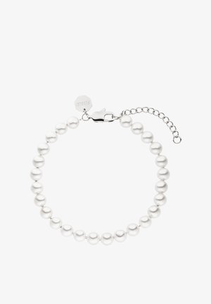 Perlenarmband, das aus einer Reihe glatter, runder weißer Perlen mit einem Silberverschluss und einer verstellbaren Kette für Größenvariation besteht.