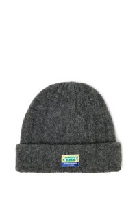 Gray wool knit beanie with a folded cuff. Features a colorful brand patch labeled "LA MAISON AMI" with a vintage design. Soft texture.