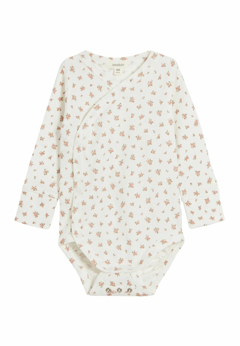 Langärmliger Babystrampler aus elfenbeinfarbener Baumwolle mit Blumenmuster, Wickeldesign und Druckknöpfen am unteren Ende für einfaches Ankleiden.