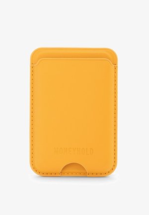 Porte-cartes fin en cuir jaune avec bords cousus et une encoche en bas à l'avant pour un accès facile aux cartes.