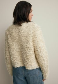 Next STATEMENT FLUFFY BUTTON UP - REGULAR FIT - Cardigan - white ecru