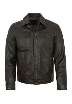 Dunkelbraune Lederjacke mit Kragen, vorderen Druckknöpfen, zwei Brustklappentaschen und zwei unteren Einschubtaschen auf weißem Hintergrund.