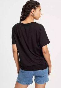Cross Jeans - T-shirt basic
