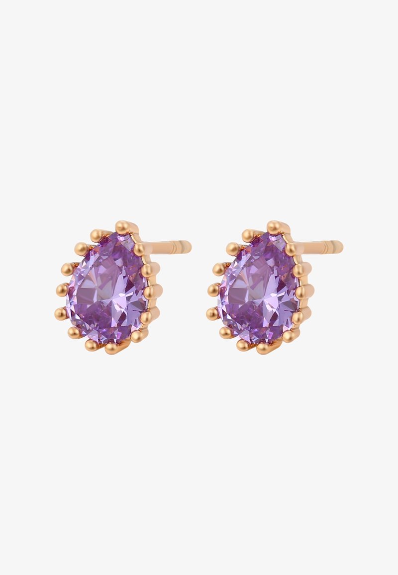 Orecchini a bottone in oro rosa con pietre viola a forma di pera circondate da alette decorative, che presentano una finitura sfaccettata e lucida.