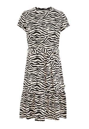 Sort og hvid zebra-print kjole med korte ærmer, rund halsudskæring, bundet taljebælte og flæsekant.