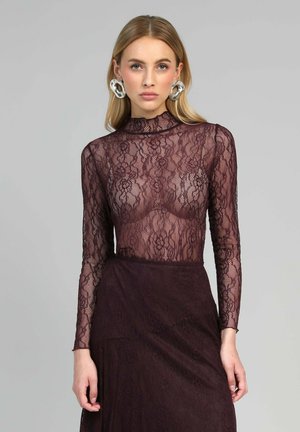 Blouse - prune
